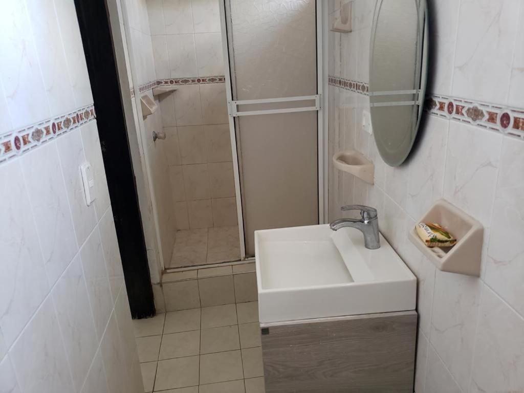 Posada Coral Breeze Habitacion Tercer Piso San Andrés Εξωτερικό φωτογραφία
